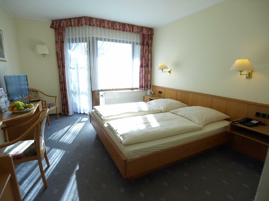 Hotel Landhaus Silbertanne Rotenburg an der Fulda Extérieur photo